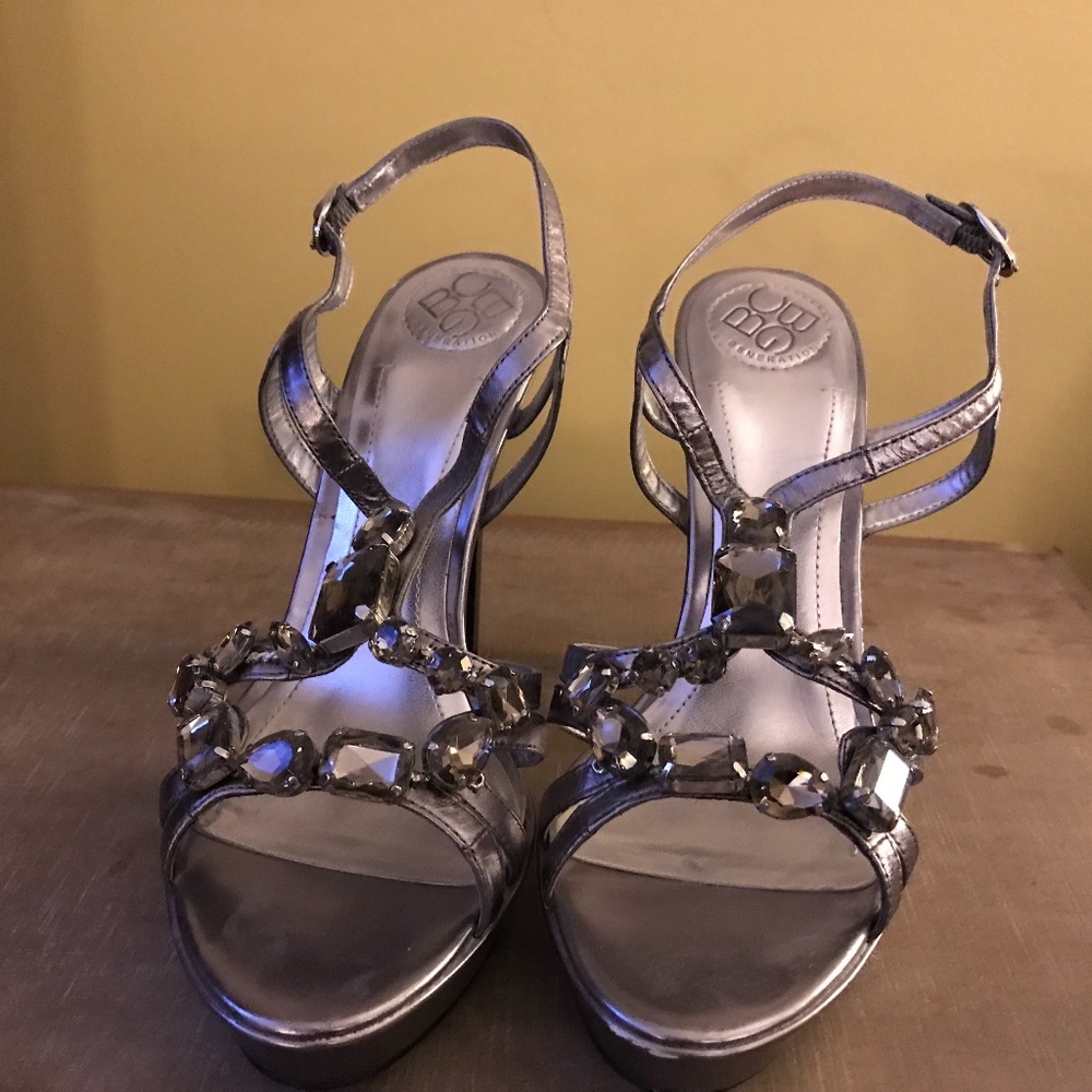 BCBG SILVER AND JEWELED HEELS